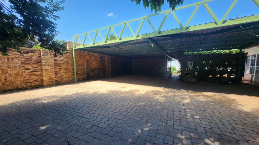 3 Bedroom Property for Sale in Irene Park North West